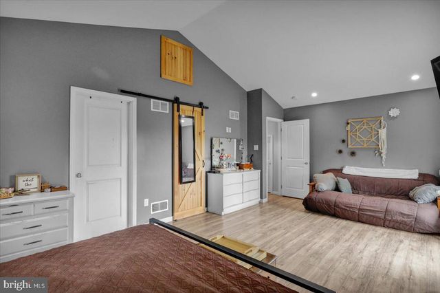 226 MONTGOMERY AVE, Reading, PA 19606