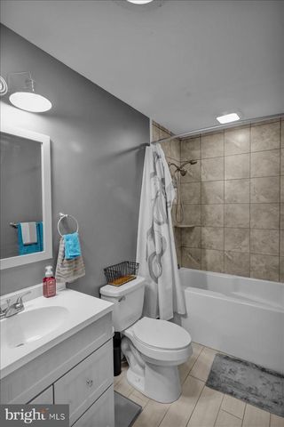 226 MONTGOMERY AVE, Reading, PA 19606