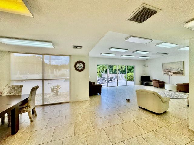 5910 MORNINGSTAR Circle 306, Delray Beach, FL 33484