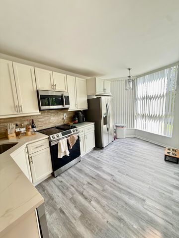 5910 MORNINGSTAR Circle 306, Delray Beach, FL 33484