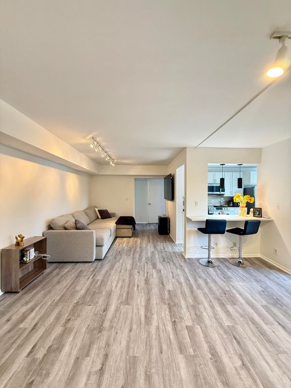 5910 MORNINGSTAR Circle 306, Delray Beach, FL 33484