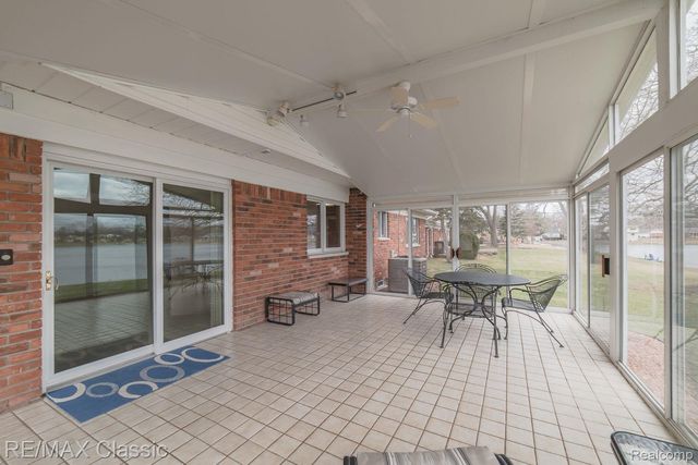 1587 Three Lakes Drive, Troy, MI 48085