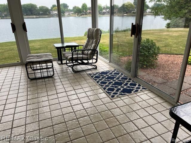 1587 Three Lakes Drive, Troy, MI 48085