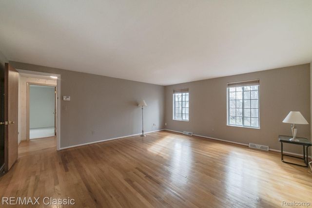 1587 Three Lakes Drive, Troy, MI 48085