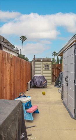 8614 Camelia, Riverside, CA 92504