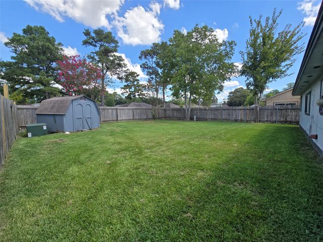 7823 Eastern Bluebird Drive, Humble, TX 77396