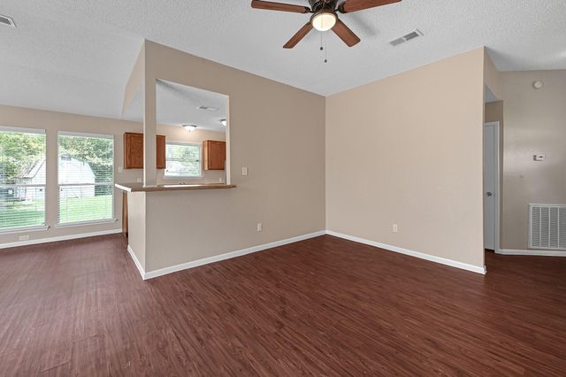 7823 Eastern Bluebird Drive, Humble, TX 77396