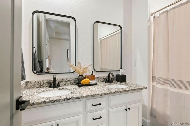 28017 E Nichols Place, Aurora, CO 80016