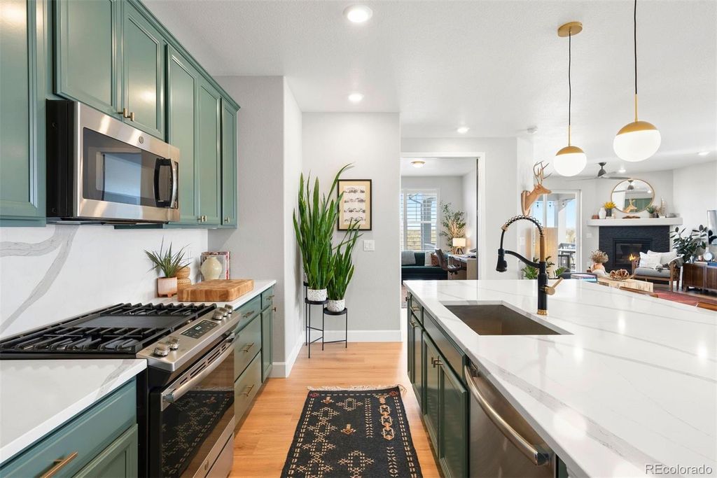 28017 E Nichols Place, Aurora, CO 80016