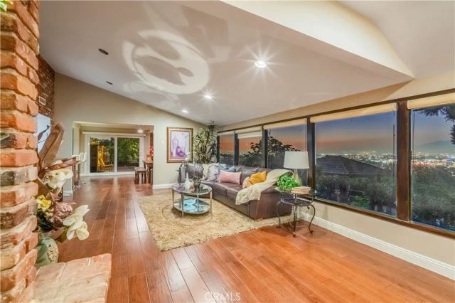 2333 N Coronet Court, Covina, CA 91724
