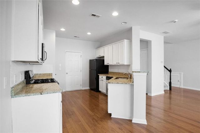 16 JEKYLL Drive 31, Marietta, GA 30066