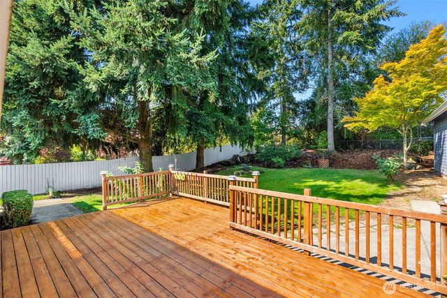 3902 Larchmont Avenue NE, Tacoma, WA 98422