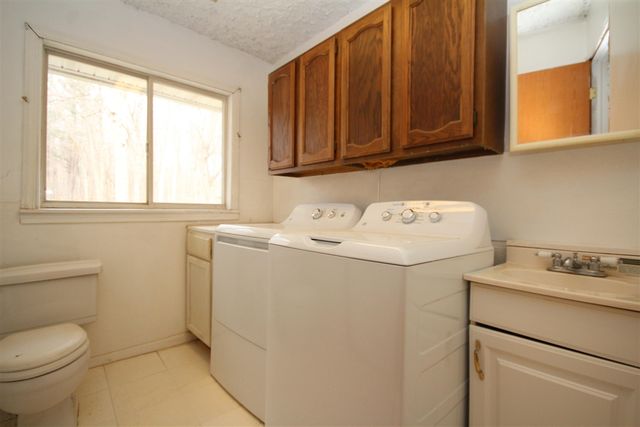 9009 E Main Street, Galesburg, MI 49053