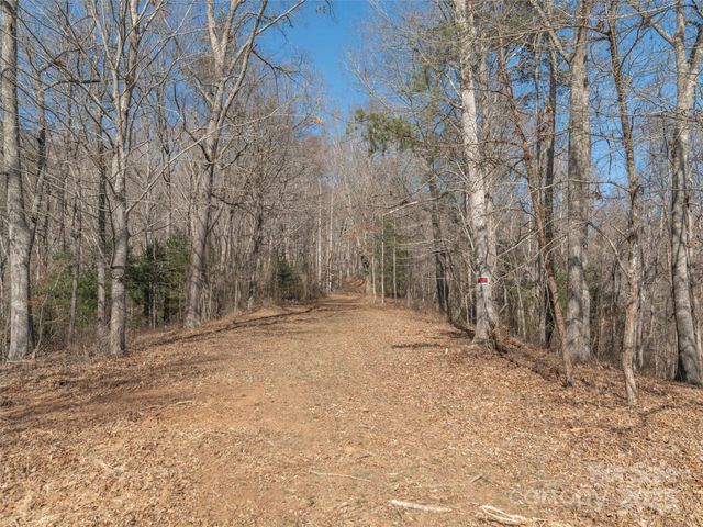 74 Buckeye Cove Road, Canton, NC 28716