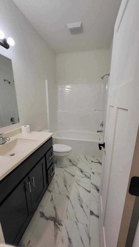 305-311 W Madison, Buffalo, MO 65622