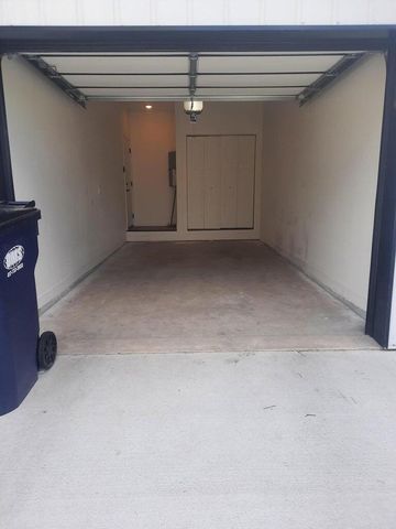 305-311 W Madison, Buffalo, MO 65622