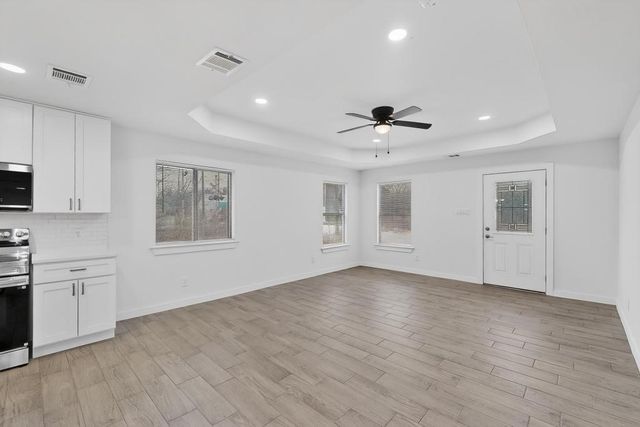 3304 Wellington Street, Greenville, TX 75401