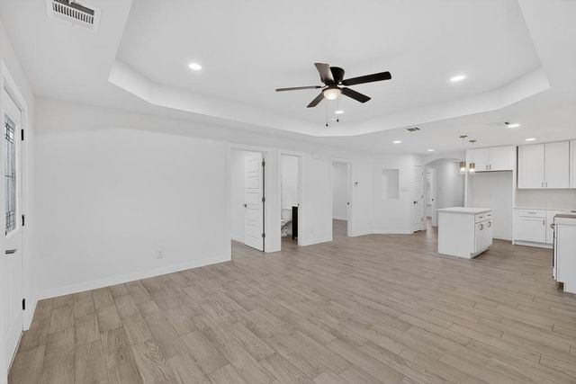 3304 Wellington Street, Greenville, TX 75401