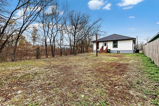 3304 Wellington Street, Greenville, TX 75401