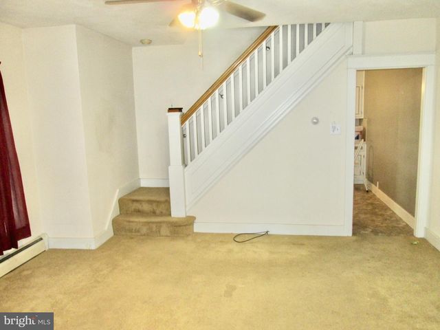 2248 READING AVE, Reading, PA 19609