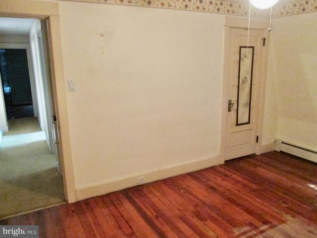 2248 READING AVE, Reading, PA 19609