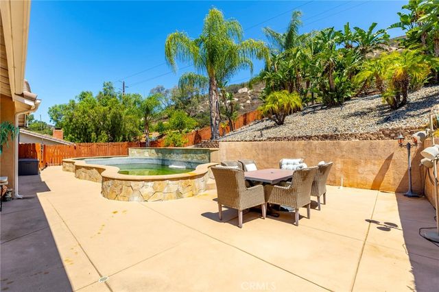 24384 Rutherford, Ramona, CA 92065
