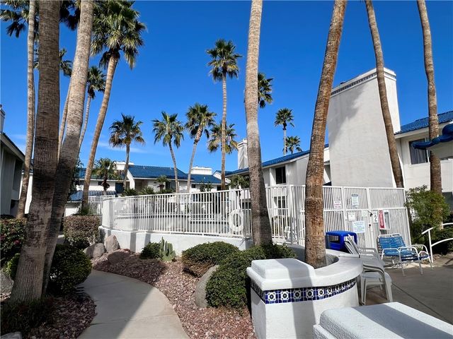 1800 Clubhouse Drive C25, Bullhead City, AZ 86442