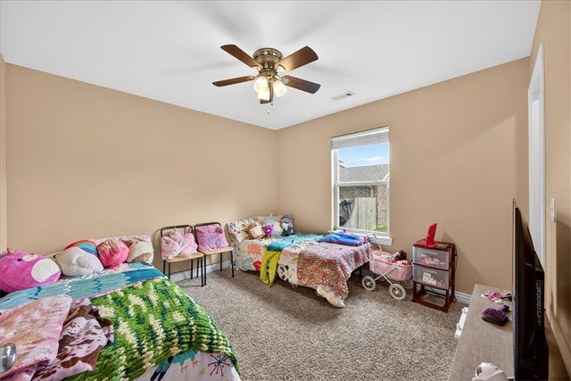 500 SW 6th Avenue, Gravette, AR 72736