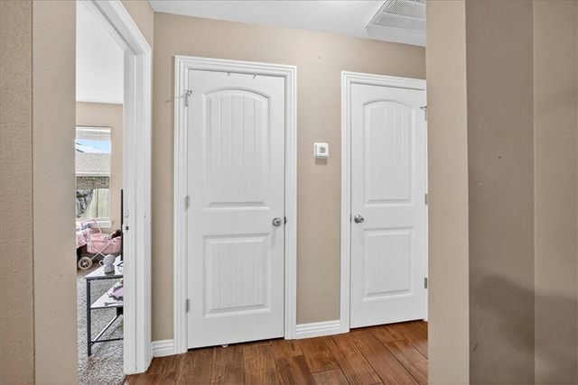 500 SW 6th Avenue, Gravette, AR 72736