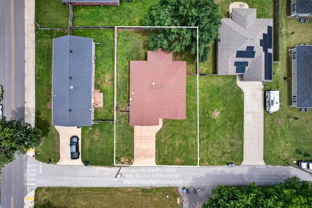 500 SW 6th Avenue, Gravette, AR 72736