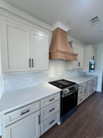 20 Albion CT., Cabot, AR 72023