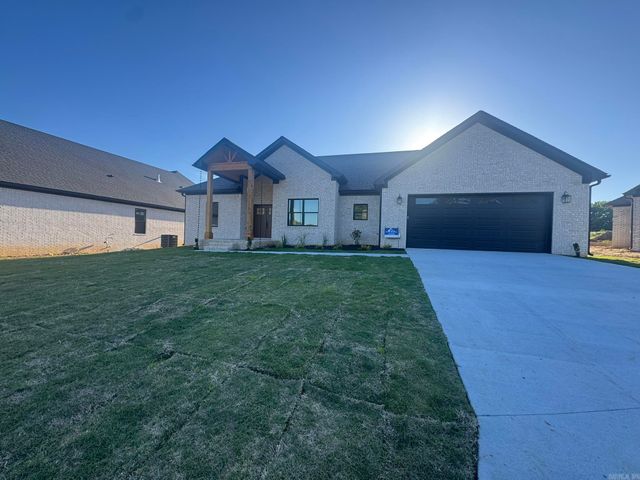 20 Albion CT., Cabot, AR 72023