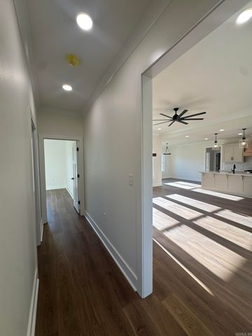 20 Albion CT., Cabot, AR 72023
