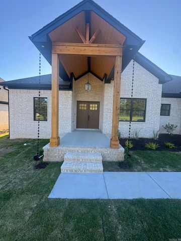 20 Albion CT., Cabot, AR 72023