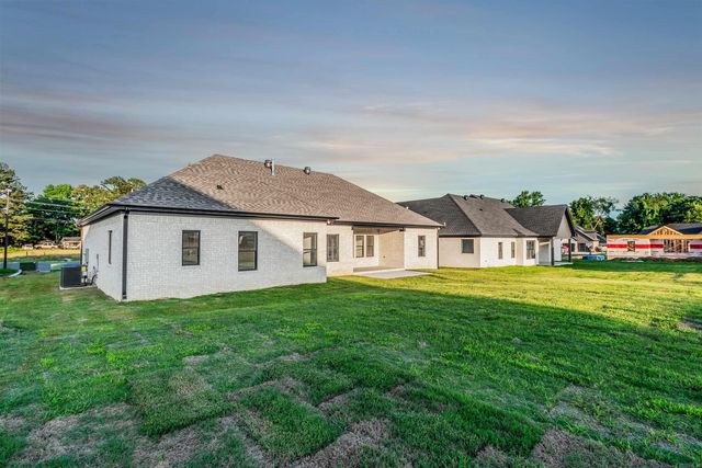20 Albion CT., Cabot, AR 72023