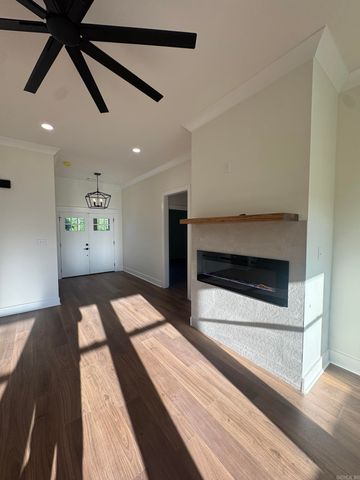 20 Albion CT., Cabot, AR 72023