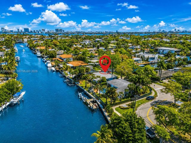 1995 Ixora Rd, North Miami, FL 33181