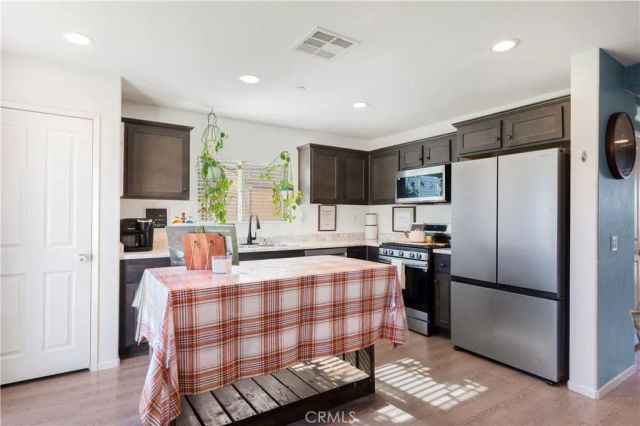 29460 Bamboo Court, Winchester, CA 92596
