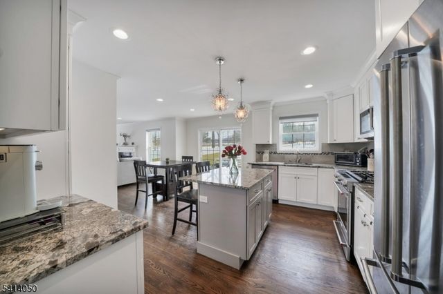 257 Bartley Rd, Washington Twp., NJ 07853