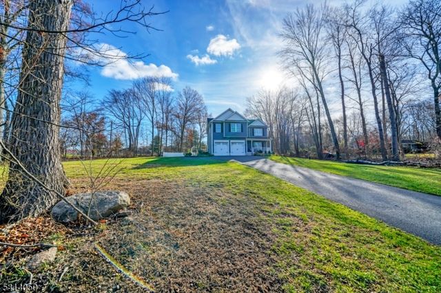 257 Bartley Rd, Washington Twp., NJ 07853