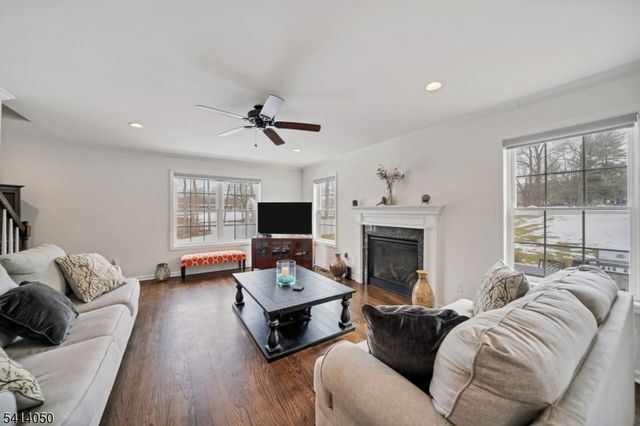 257 Bartley Rd, Washington Twp., NJ 07853