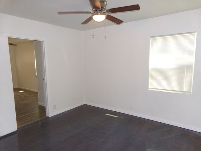 3423 Texas Drive, Dallas, TX 75211