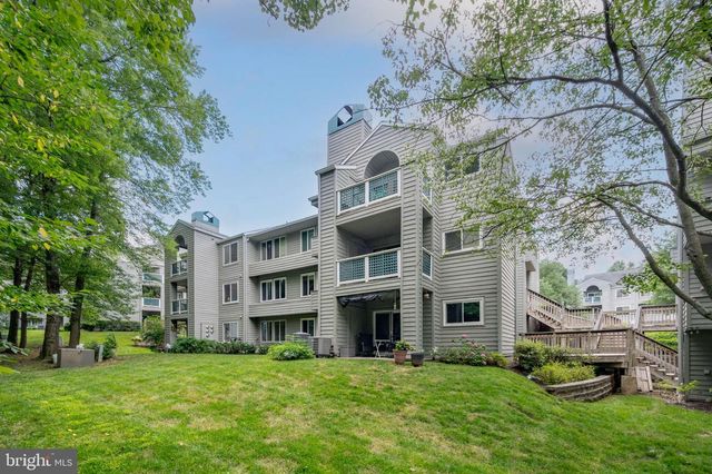 11725-D SUMMERCHASE CIR, Reston, VA 20194