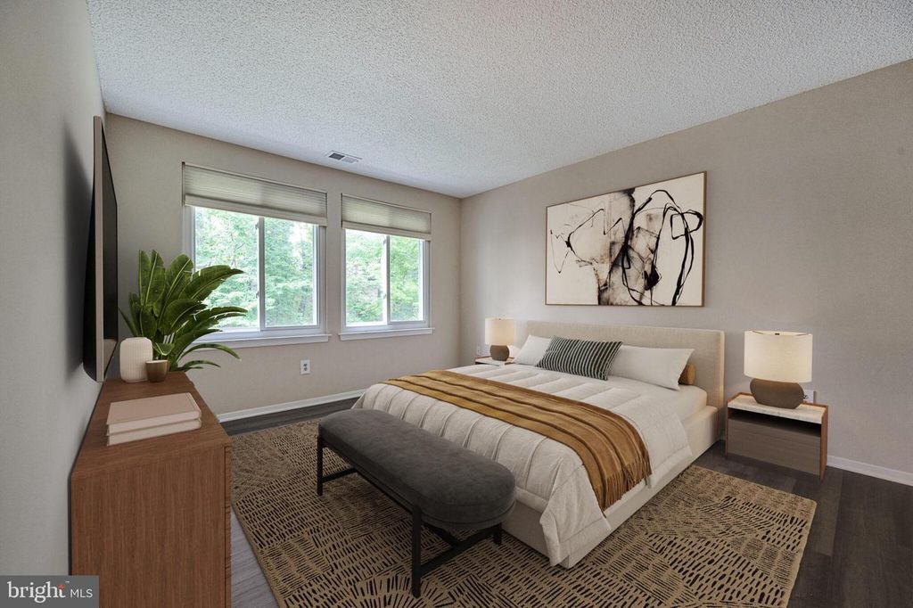 11725-D SUMMERCHASE CIR, Reston, VA 20194
