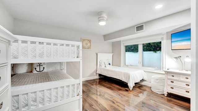2593 SE 9th Street, Pompano Beach, FL 33062
