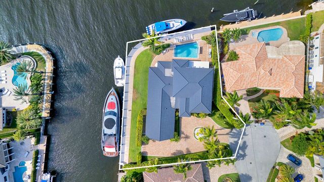 2593 SE 9th Street, Pompano Beach, FL 33062