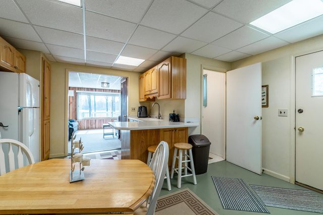 2975 S Scotty Drive, Pleasant Lake, IN 46779