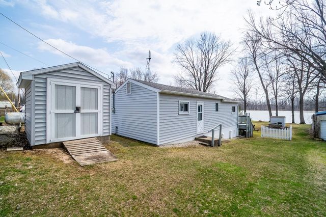 2975 S Scotty Drive, Pleasant Lake, IN 46779