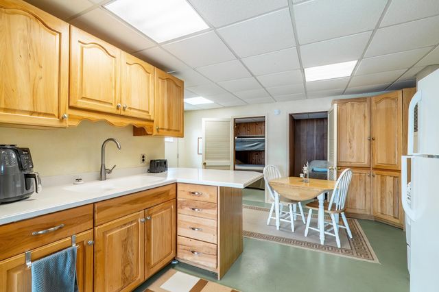 2975 S Scotty Drive, Pleasant Lake, IN 46779