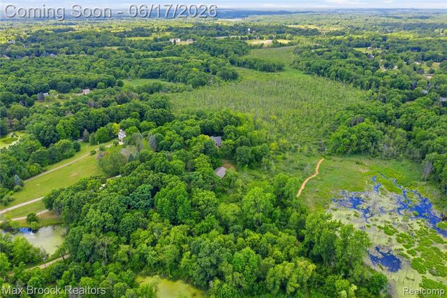 11910 Scott Road, Davisburg, MI 48350